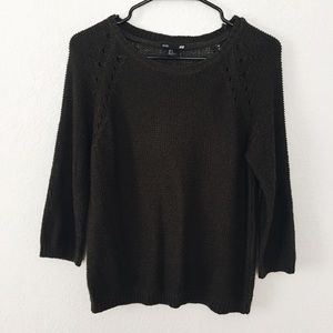 H&M • Sweater